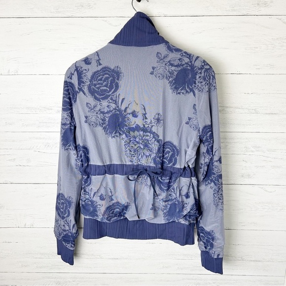 Lululemon Raja Reversible Jacket Night Market Floral - Picture 5 of 14
